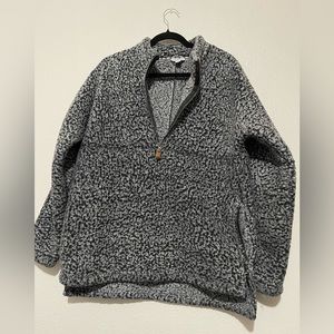 Time and Tru Pullover Sherpa, Black and Grey, Large (12-14) quarter zip.